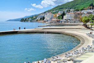 Horvátország, Opatija, strand, Adria tenger, tenger, tengerpart, nyaralás, utazás, turizmus